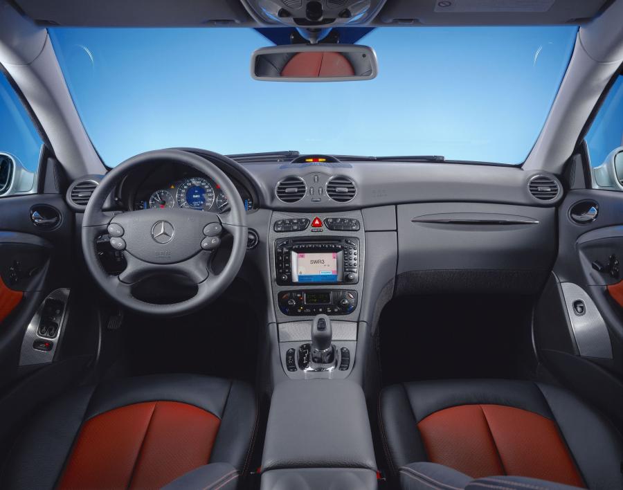  Mercedes-Benz CLK-Class 2003 года  (фото 112 из 163)